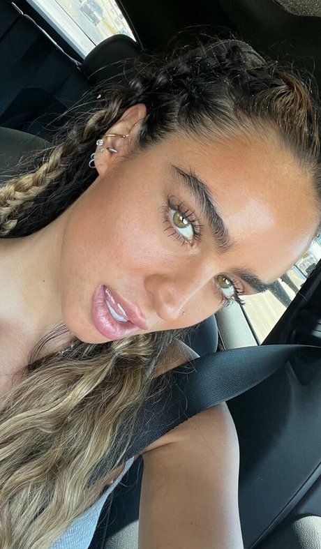 Sommer Ray