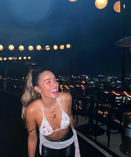 Sommer Ray