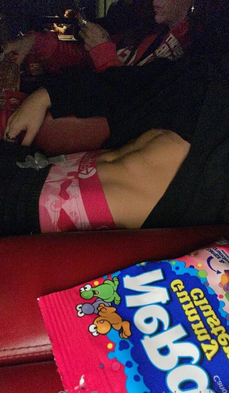 Foto di nudo di fuga di OnlyFans di Xjawbite