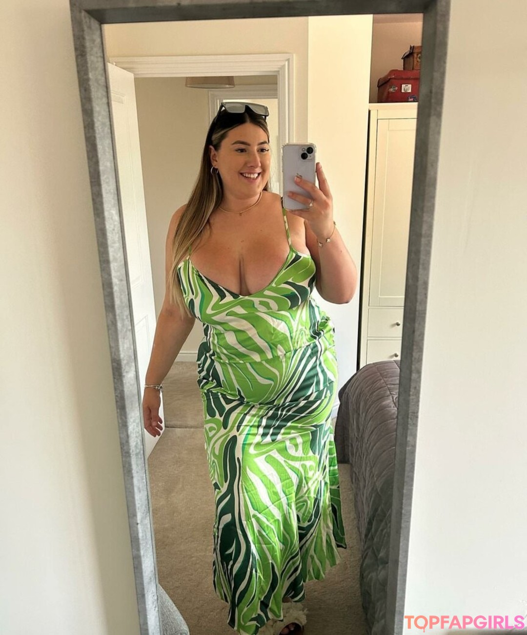 Foto di nudo di fuga di OnlyFans di The Blue Dress Girl #129 Foto di nudo di fuga di OnlyFans di The Blue Dress Girl #129