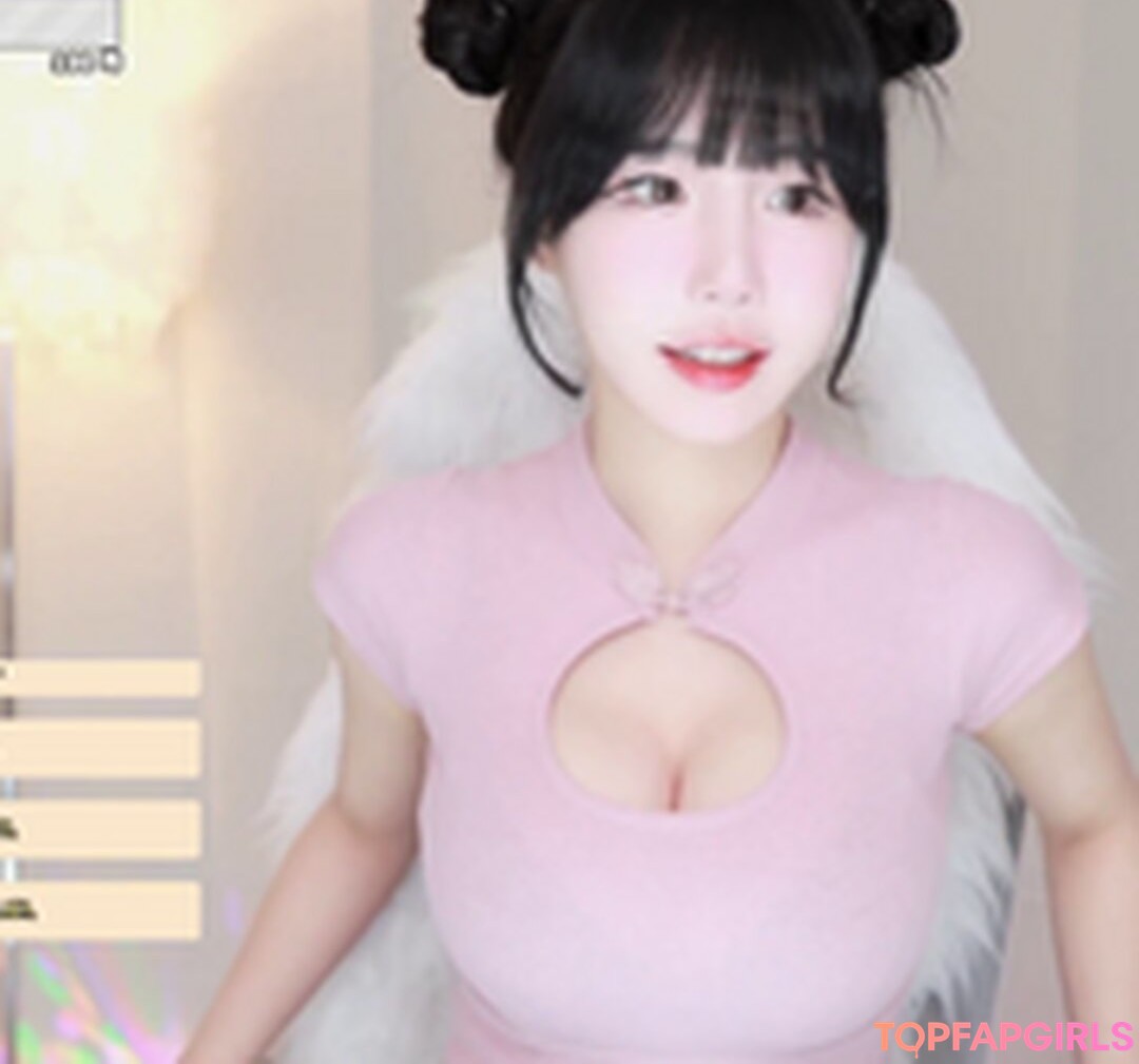 Foto di nudo di fuga di OnlyFans di Addielyn #1066