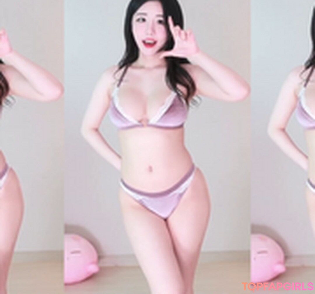 Foto di nudo di fuga di OnlyFans di Addielyn #1557