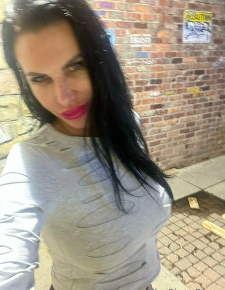 Foto di nudo di fuga di OnlyFans di Piperpressmn
