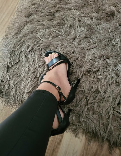 Foto di nudo di fuga di OnlyFans di Nykolerotic
