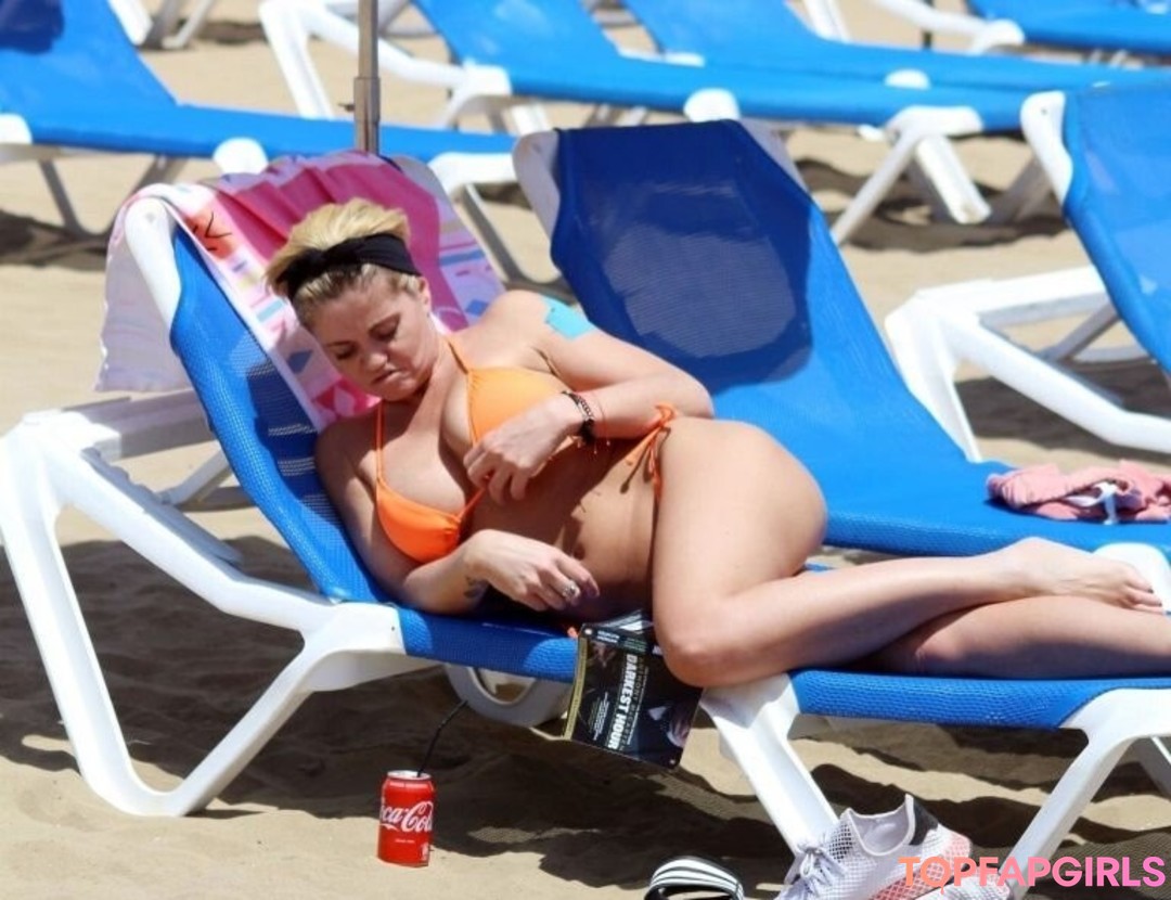 Foto di nudo di fuga di OnlyFans di Danniella Westbrook #36 Foto di nudo di fuga di OnlyFans di Danniella Westbrook #36