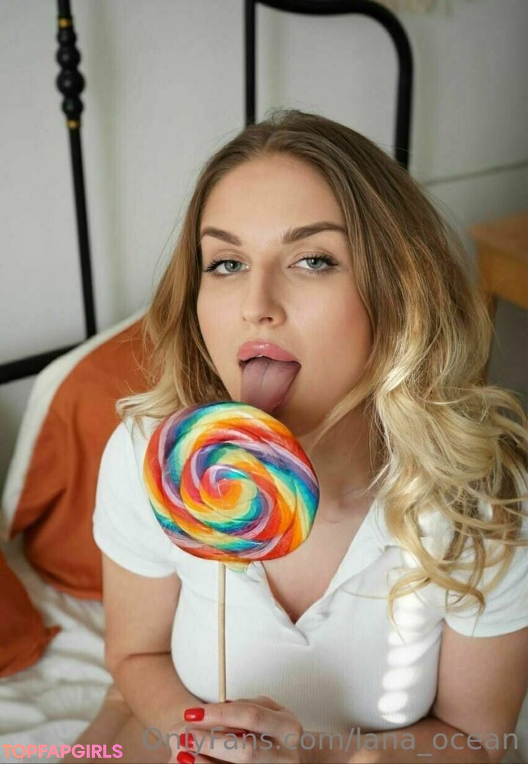 Foto di nudo di fuga di OnlyFans di Lanaocean #68 Foto di nudo di fuga di OnlyFans di Lanaocean #68