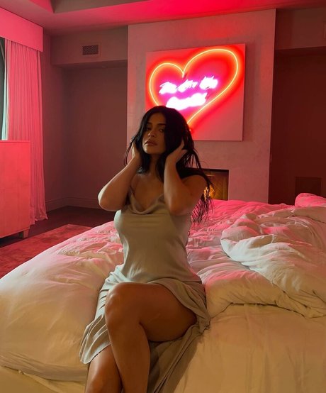 Foto di nudo di fuga di OnlyFans di Kylie Jenner