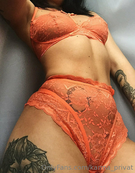 Foto di nudo di fuga di OnlyFans di Karmaprivat