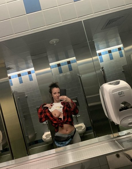Foto di nudo di fuga di OnlyFans di Jadastevens420