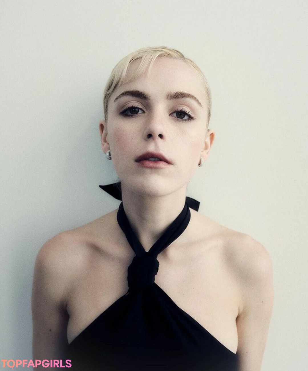 Foto di nudo di fuga di OnlyFans di Kiernan Shipka #1209 Foto di nudo di fuga di OnlyFans di Kiernan Shipka #1209