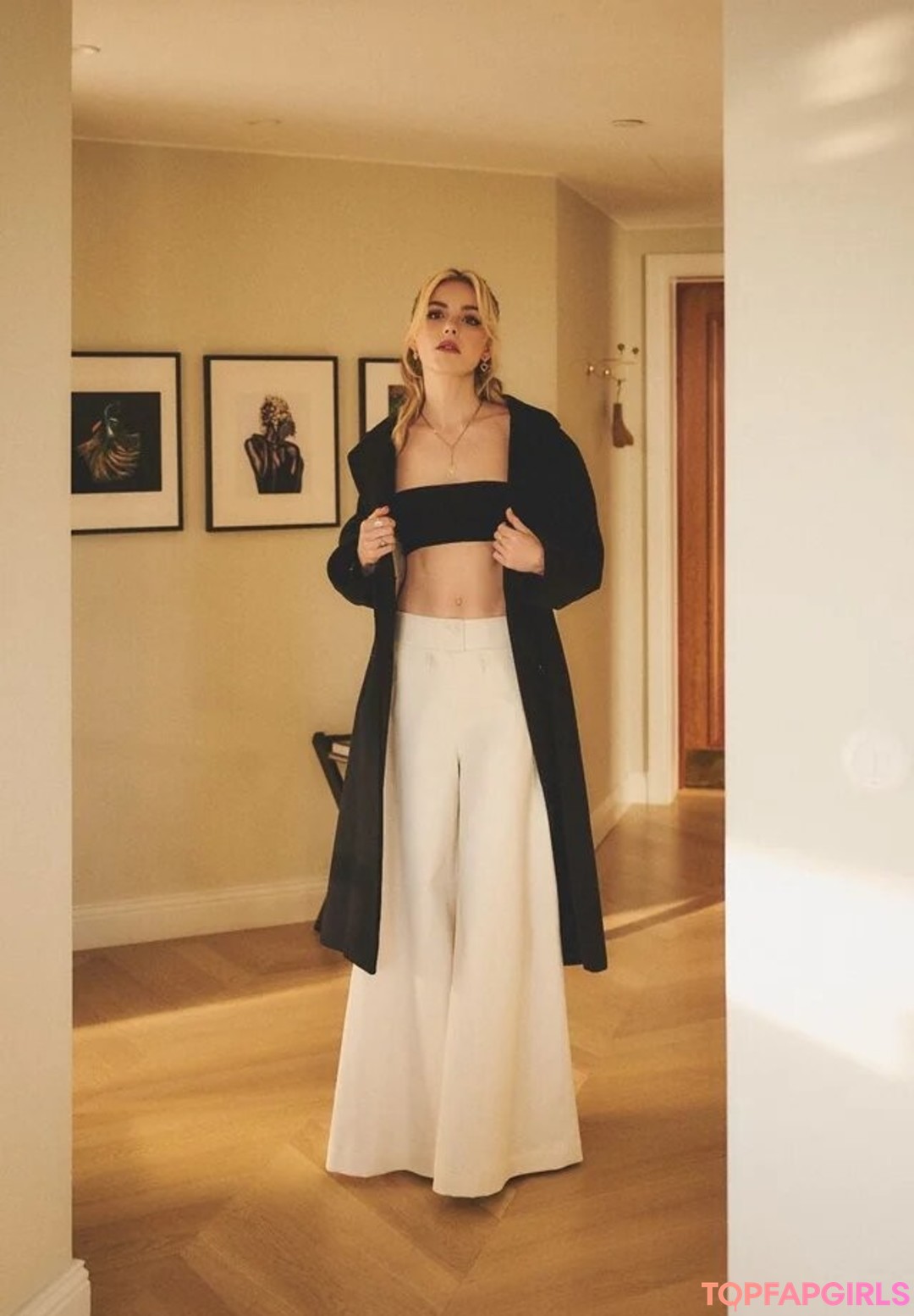 Foto di nudo di fuga di OnlyFans di Kiernan Shipka #1291 Foto di nudo di fuga di OnlyFans di Kiernan Shipka #1291
