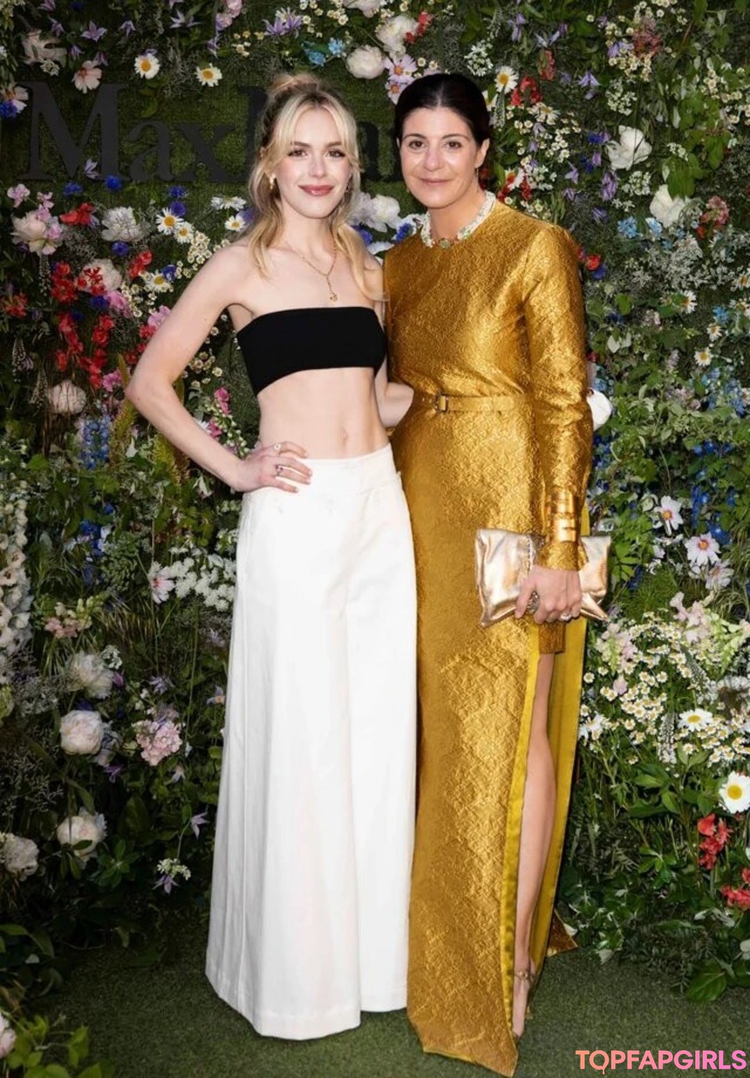Foto di nudo di fuga di OnlyFans di Kiernan Shipka #1391 Foto di nudo di fuga di OnlyFans di Kiernan Shipka #1391