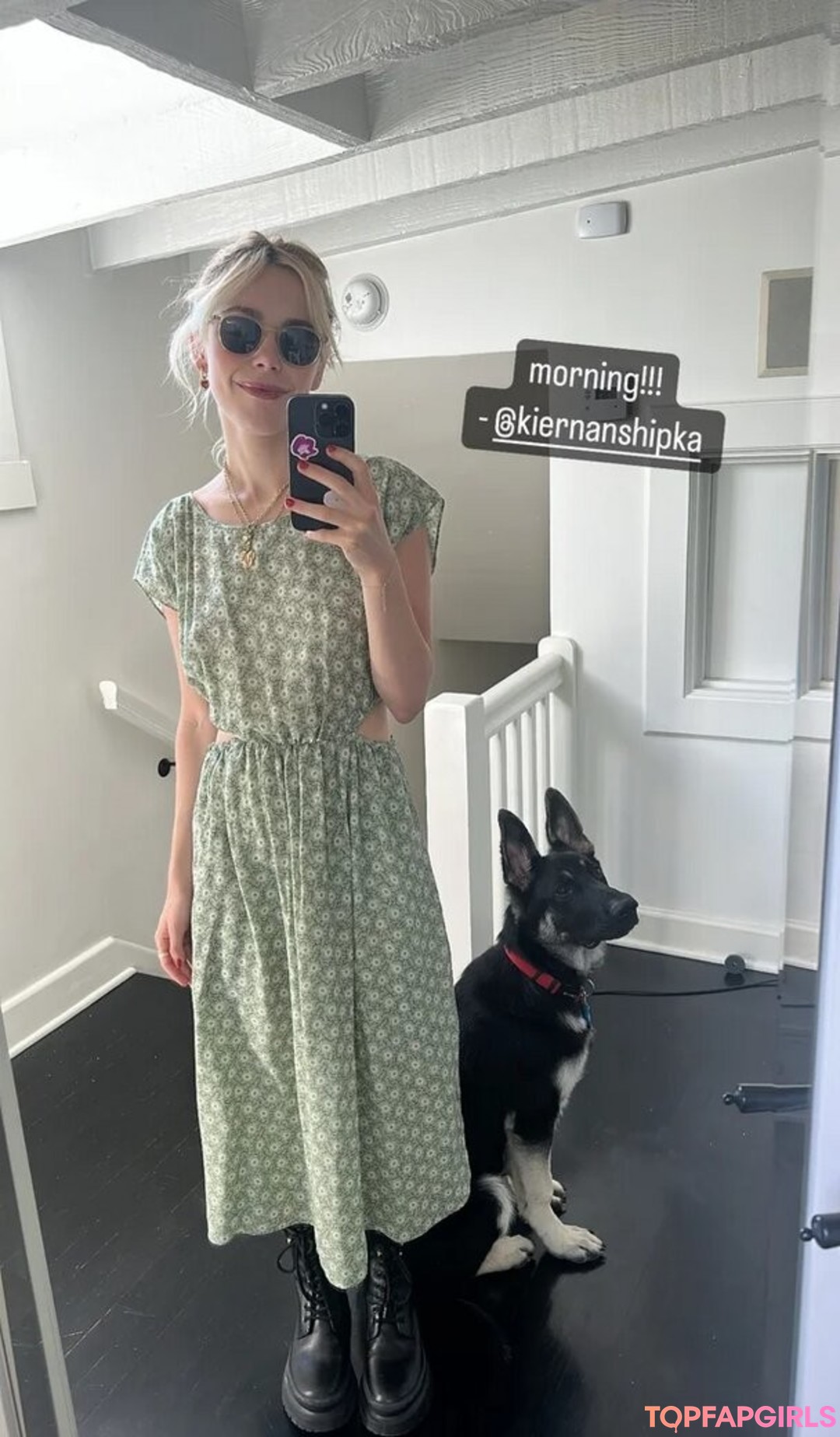 Foto di nudo di fuga di OnlyFans di Kiernan Shipka #1537 Foto di nudo di fuga di OnlyFans di Kiernan Shipka #1537