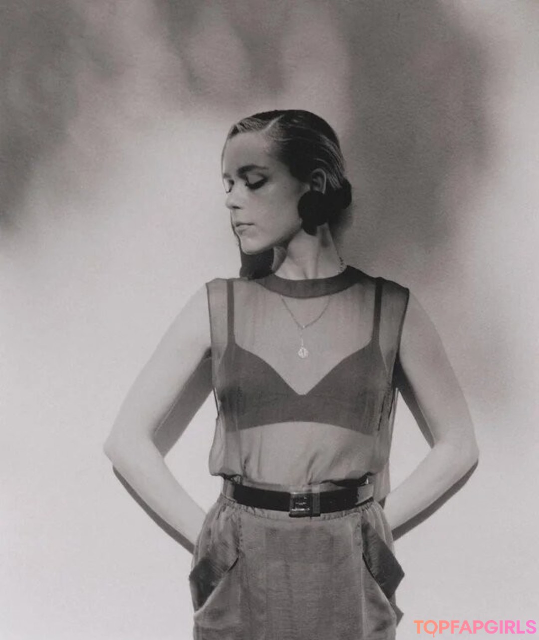 Foto di nudo di fuga di OnlyFans di Kiernan Shipka #1620