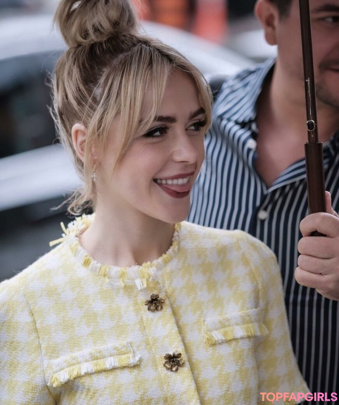 Foto di nudo di fuga di OnlyFans di Kiernan Shipka #727 Foto di nudo di fuga di OnlyFans di Kiernan Shipka #727