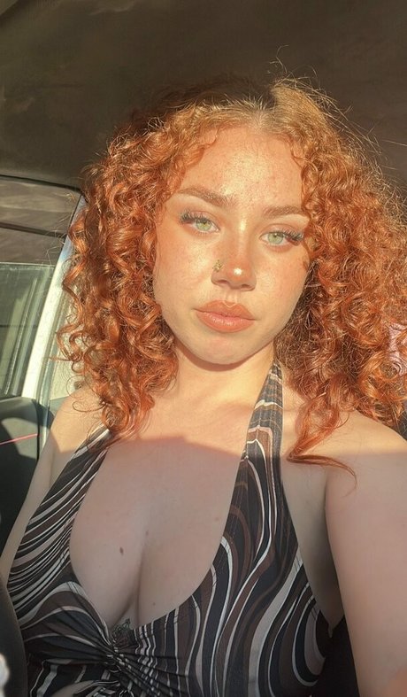Foto di nudo di fuga di OnlyFans di Luvmesumfuego