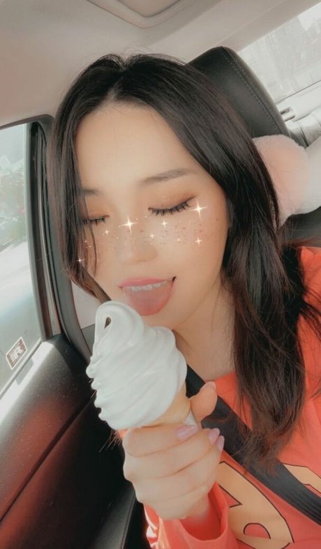 Foto di nudo di fuga di OnlyFans di Angelskimi