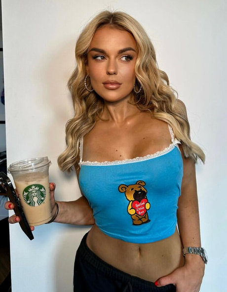 Tallia Storm