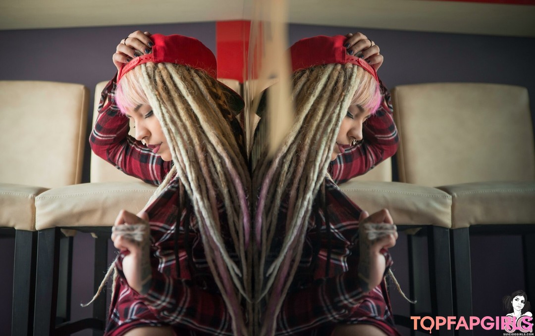 Foto di nudo di fuga di OnlyFans di Fishball Suicide #1035