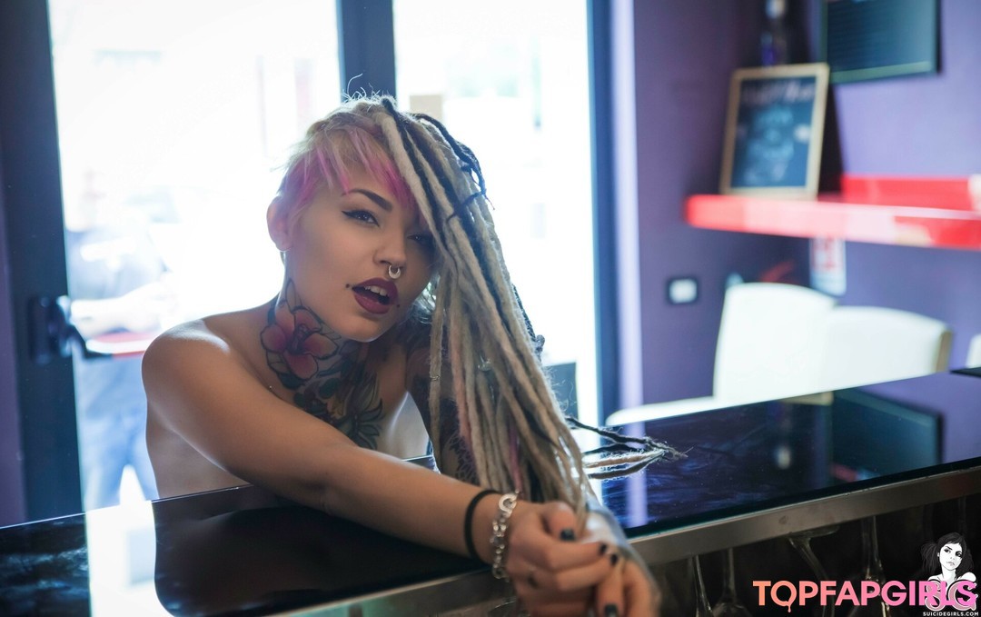 Foto di nudo di fuga di OnlyFans di Fishball Suicide #1604