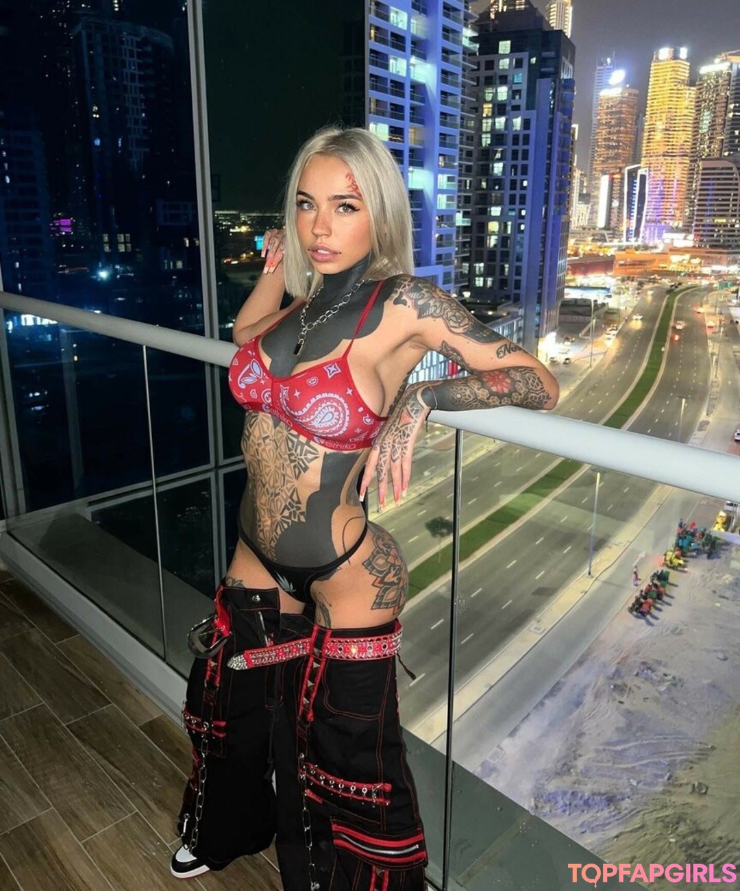 Foto di nudo di fuga di OnlyFans di Fishball Suicide #1667