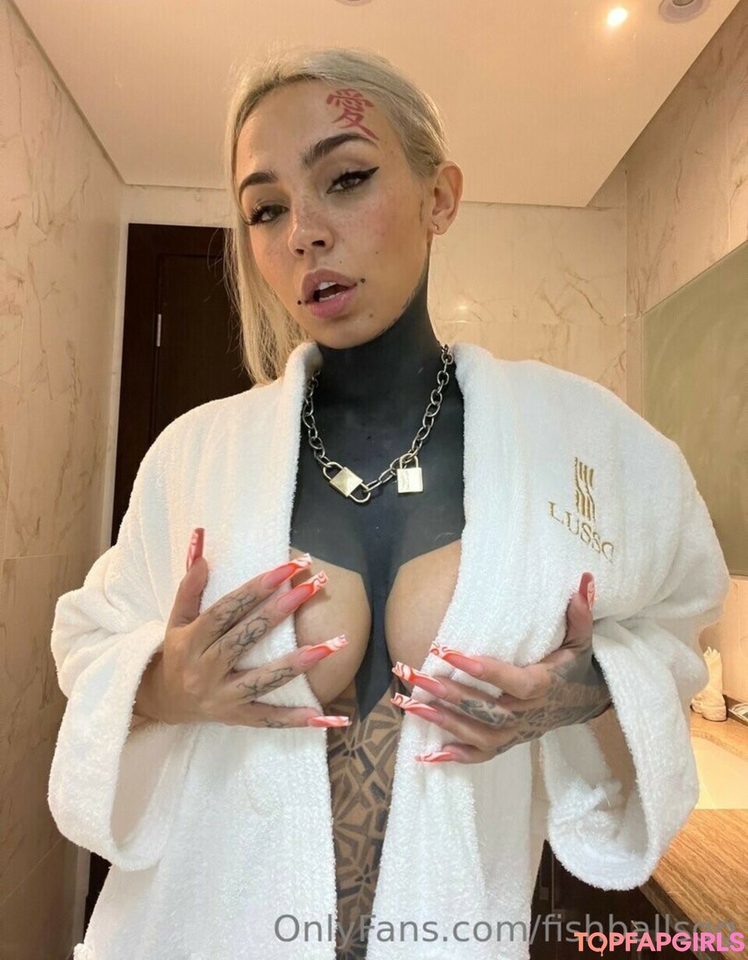 Foto di nudo di fuga di OnlyFans di Fishball Suicide #1743