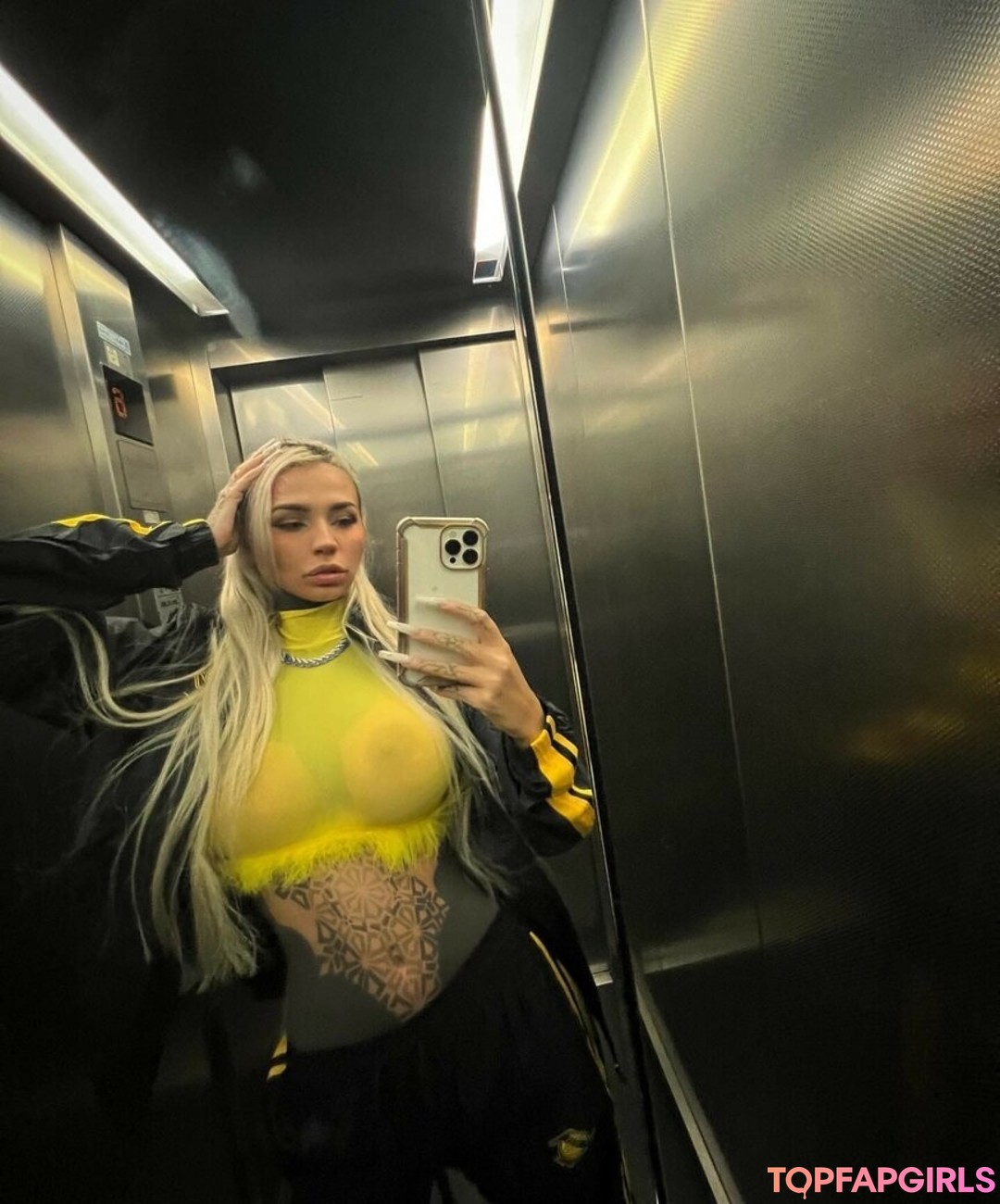 Foto di nudo di fuga di OnlyFans di Fishball Suicide #1753