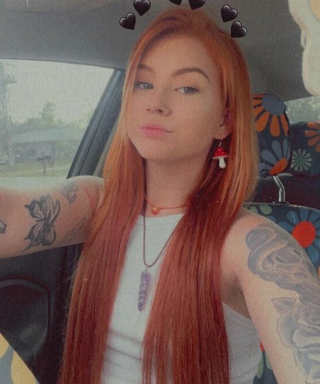 Foto di nudo di fuga di OnlyFans di Gingiehippie