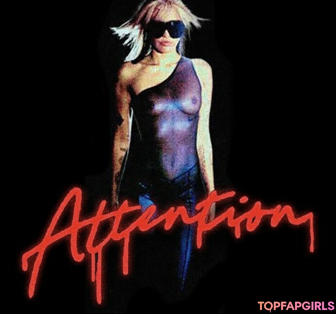 Foto di nudo di fuga di OnlyFans di Miley Cyrus #1261