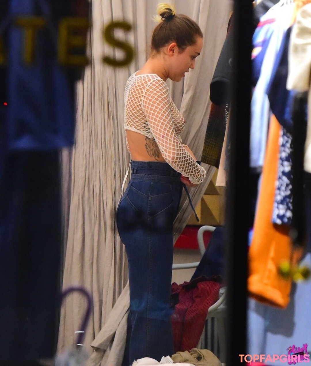 Foto di nudo di fuga di OnlyFans di Miley Cyrus #1589