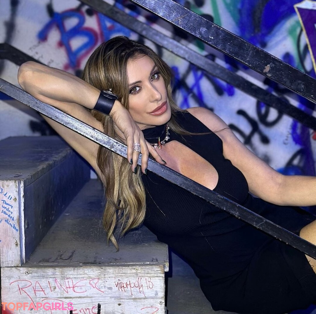 Foto di nudo di fuga di OnlyFans di Sabrina Salerno #1778