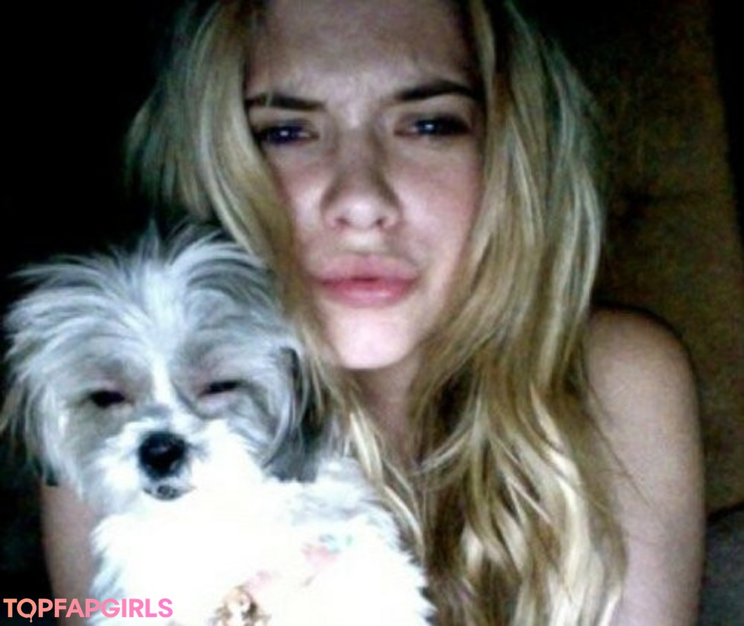 Foto di nudo di fuga di OnlyFans di Ashley Benson #196 Foto di nudo di fuga di OnlyFans di Ashley Benson #196