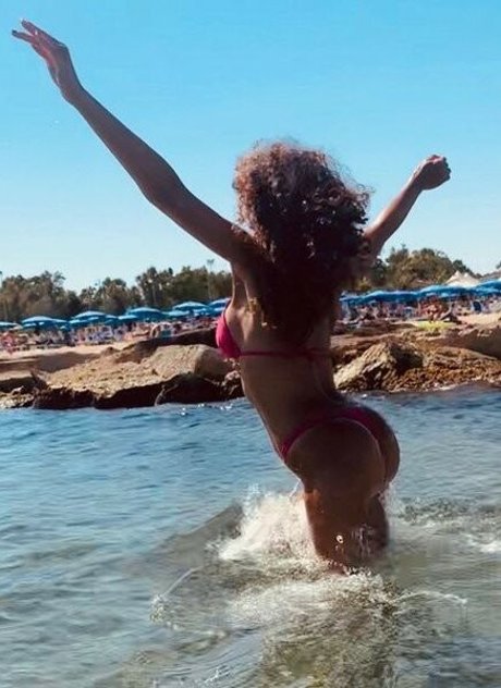 Foto di nudo di fuga di OnlyFans di Sara Quattrociocche