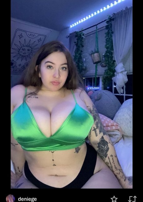 Foto di nudo di fuga di OnlyFans di Xdennnii