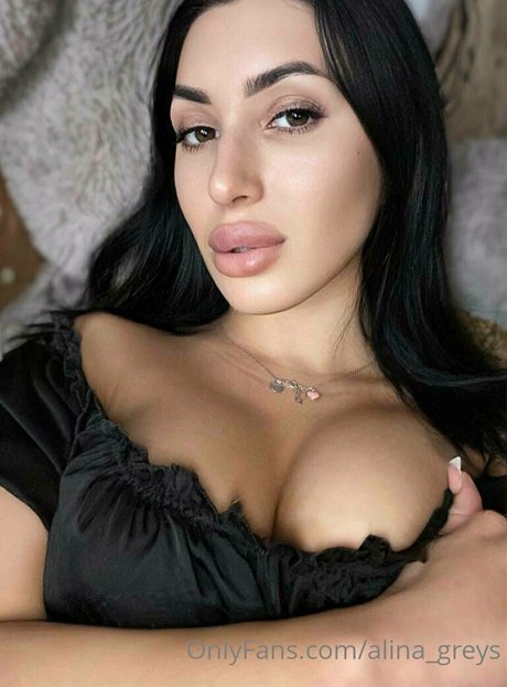 Alina_greys