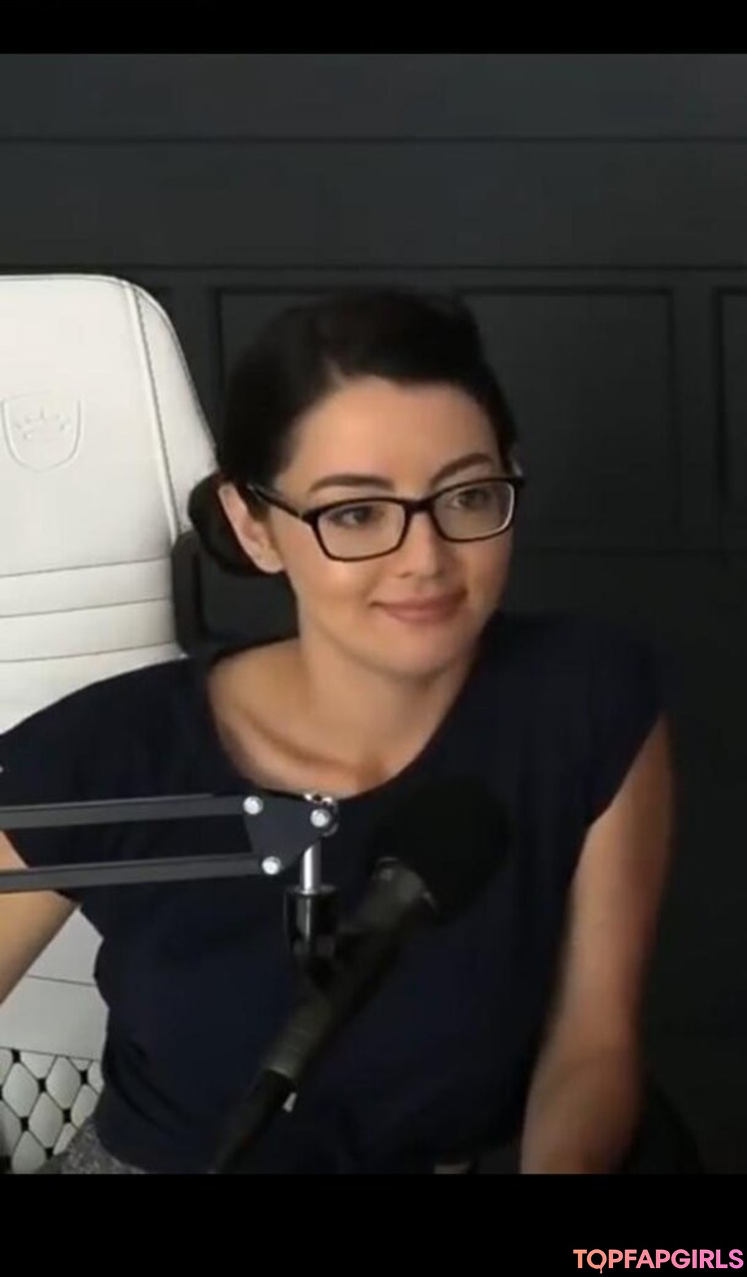 Foto di nudo di fuga di OnlyFans di Jane Douglas #13 Foto di nudo di fuga di OnlyFans di Jane Douglas #13