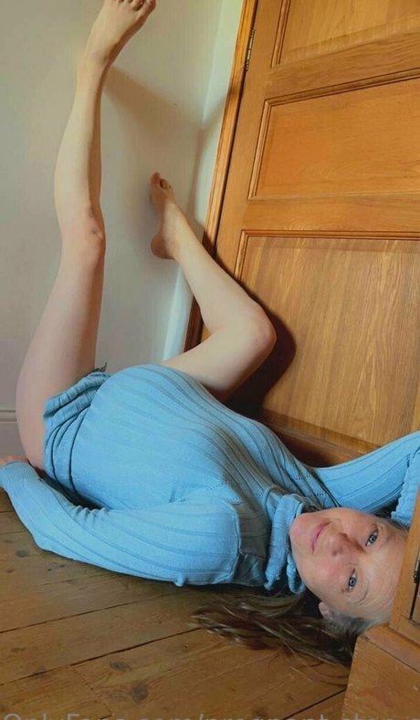 Pregnant-step-sister