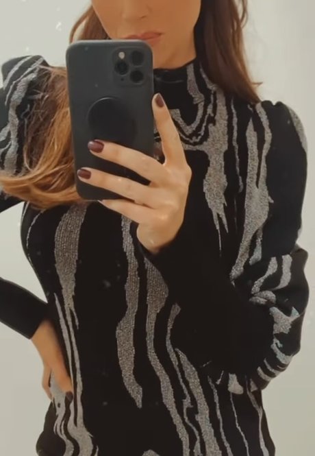 Una Healy