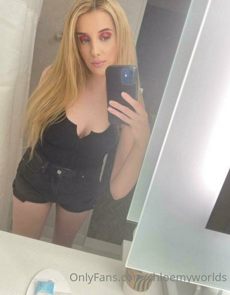 Foto di nudo di fuga di OnlyFans di Anniechloesworld