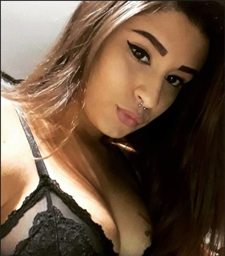 Foto di nudo di fuga di OnlyFans di Bruna Junckes