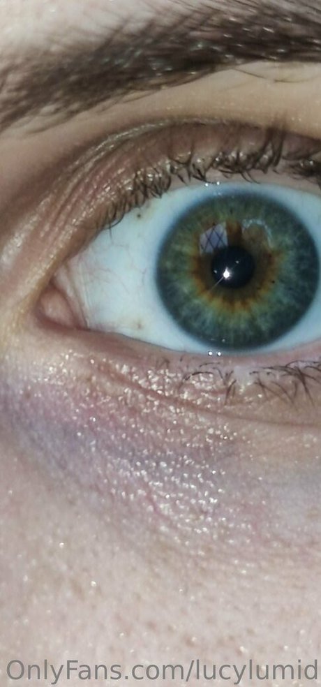 Foto di nudo di fuga di OnlyFans di Lucylumid