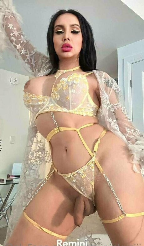 Foto di nudo di fuga di OnlyFans di Prettypinkuziii