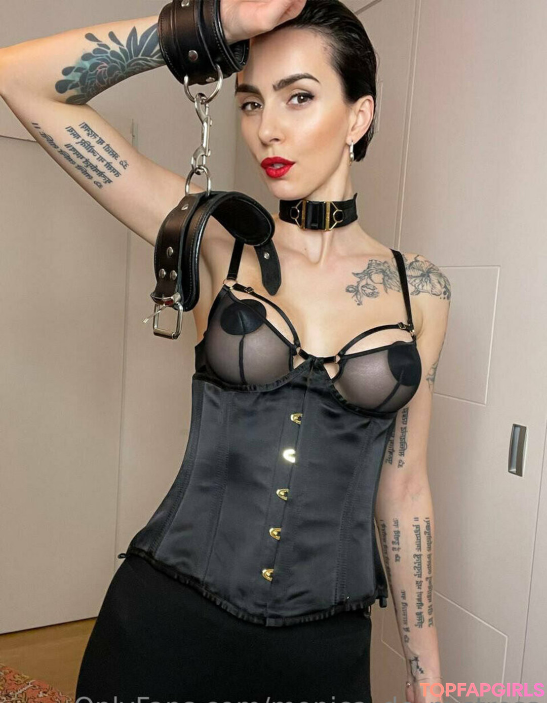 Foto di nudo di fuga di OnlyFans di Monicademistress #2 Foto di nudo di fuga di OnlyFans di Monicademistress #2