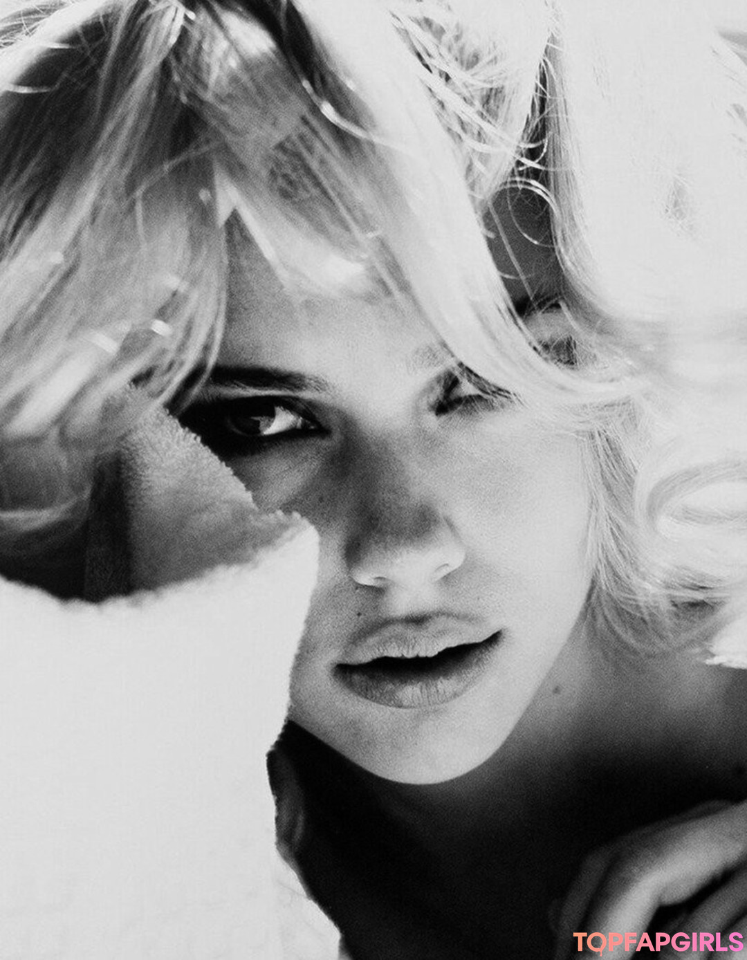 Foto di nudo di fuga di OnlyFans di Scarlett Johansson #734 Foto di nudo di fuga di OnlyFans di Scarlett Johansson #734