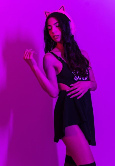 Foto di nudo di fuga di OnlyFans di Delearzaza