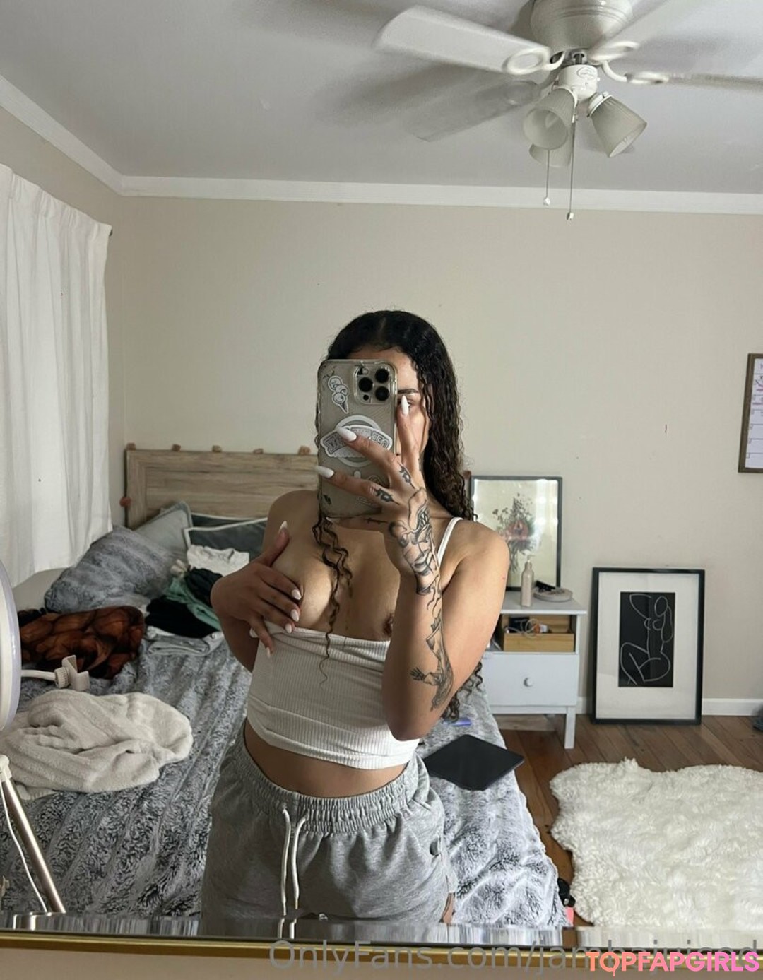 Foto di nudo di fuga di OnlyFans di Jambajuiced #105 Foto di nudo di fuga di OnlyFans di Jambajuiced #105