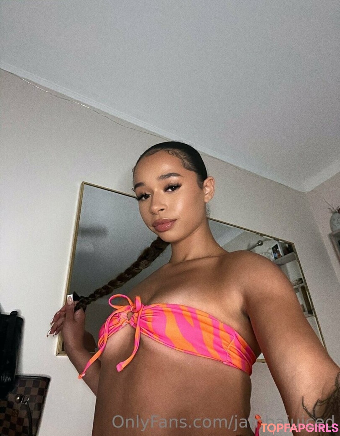Foto di nudo di fuga di OnlyFans di Jambajuiced #17 Foto di nudo di fuga di OnlyFans di Jambajuiced #17