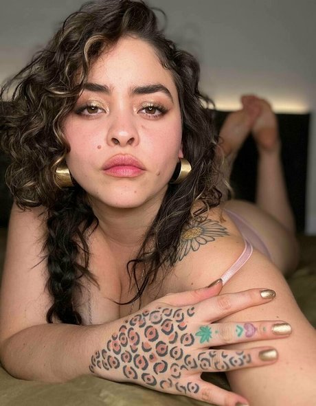 Foto di nudo di fuga di OnlyFans di Lilahfree