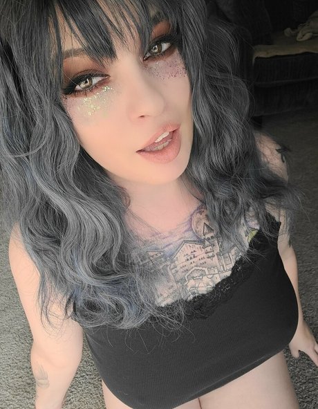 Foto di nudo di fuga di OnlyFans di Lilahfree