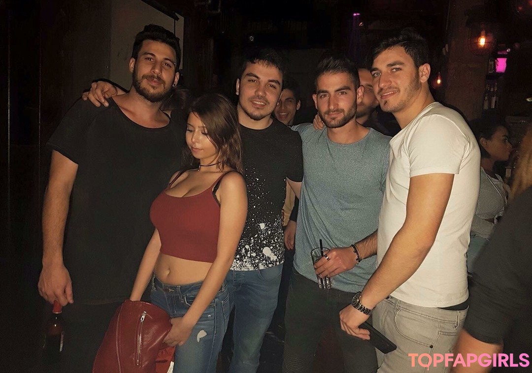 Foto di nudo di fuga di OnlyFans di Coral Sharon #322 Foto di nudo di fuga di OnlyFans di Coral Sharon #322